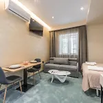 Piazza Luxury * 티라나