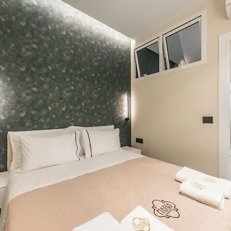 Piazza Luxury شقة