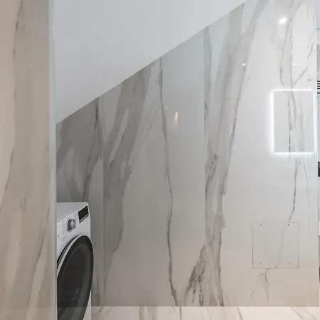 Piazza Luxury شقة