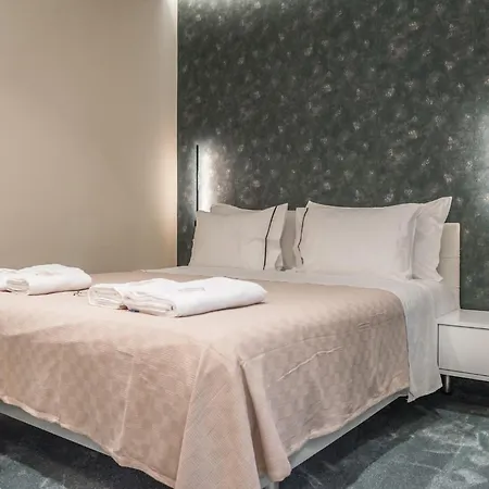 Piazza Luxury شقة تيرانا