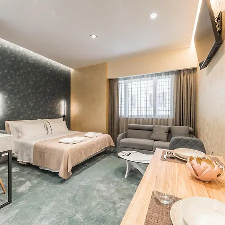 Piazza Luxury * تيرانا