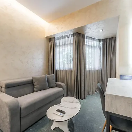 Piazza Luxury شقة *