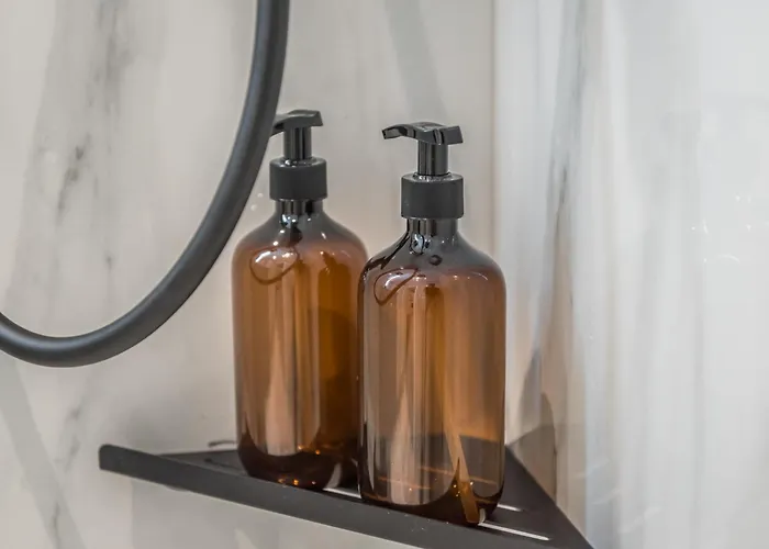 アパート Piazza Luxury ティラナ