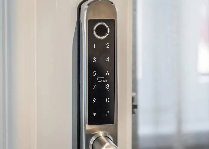 Piazza Luxury アパート ティラナ