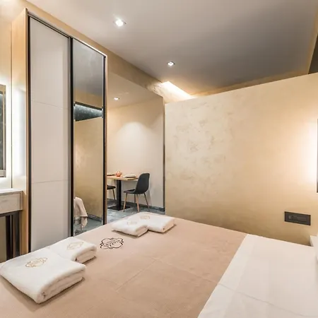Piazza Luxury Apartmán *
