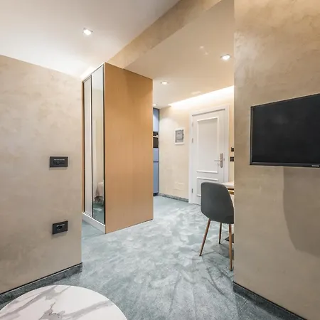Daire Piazza Luxury *