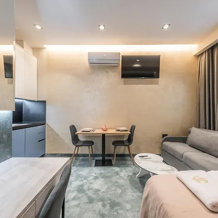 Piazza Luxury Apartmán *