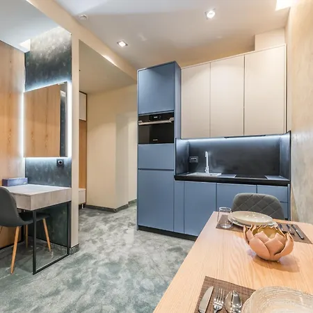 Piazza Luxury Apartmán Tirana