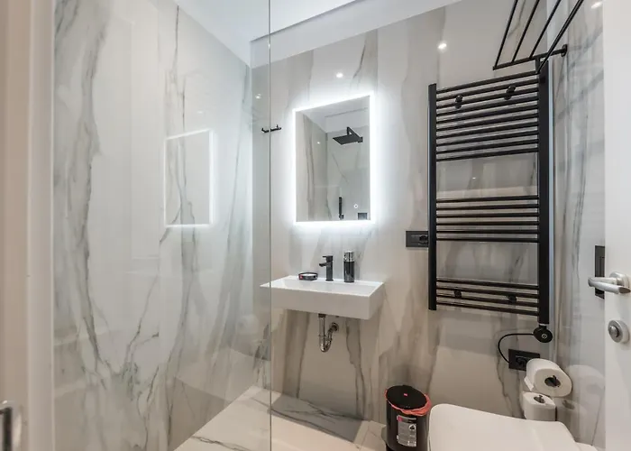 Piazza Luxury 公寓 *