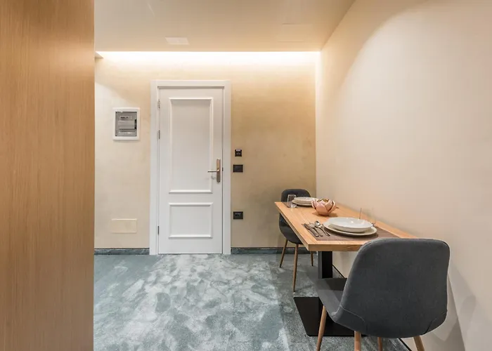 公寓 Piazza Luxury 地拉那