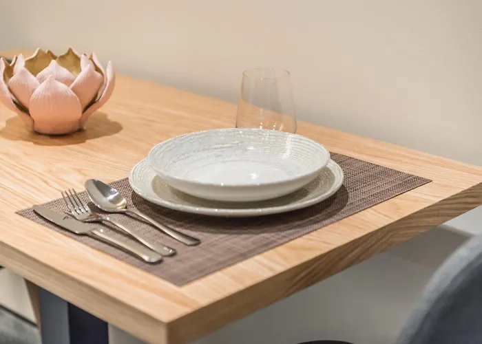 Piazza Luxury 地拉那