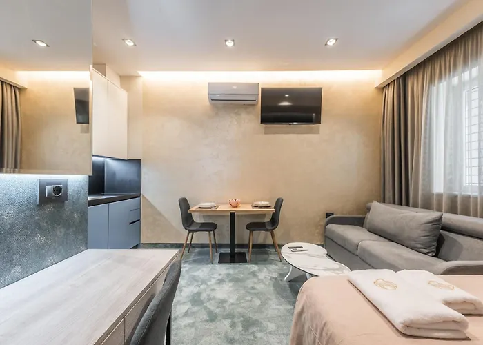 Piazza Luxury 公寓 *