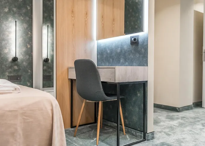 Piazza Luxury 公寓 *