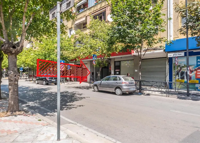 Piazza Luxury 地拉那